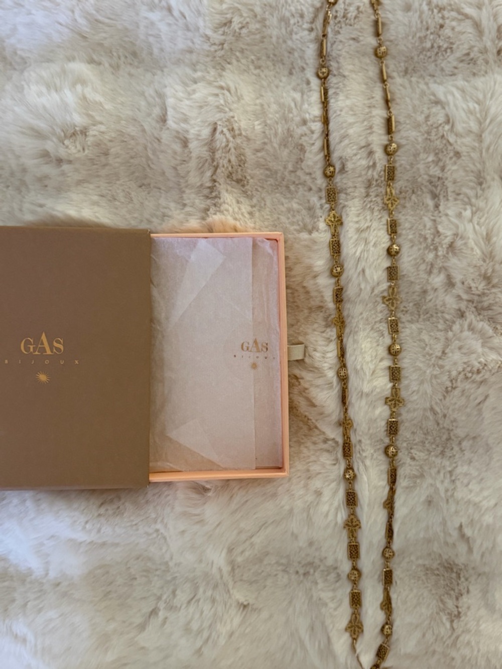 NWOT GAS BIJOU Long Gold Necklace - Picture 7 of 8